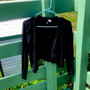H & M cropped black sweater